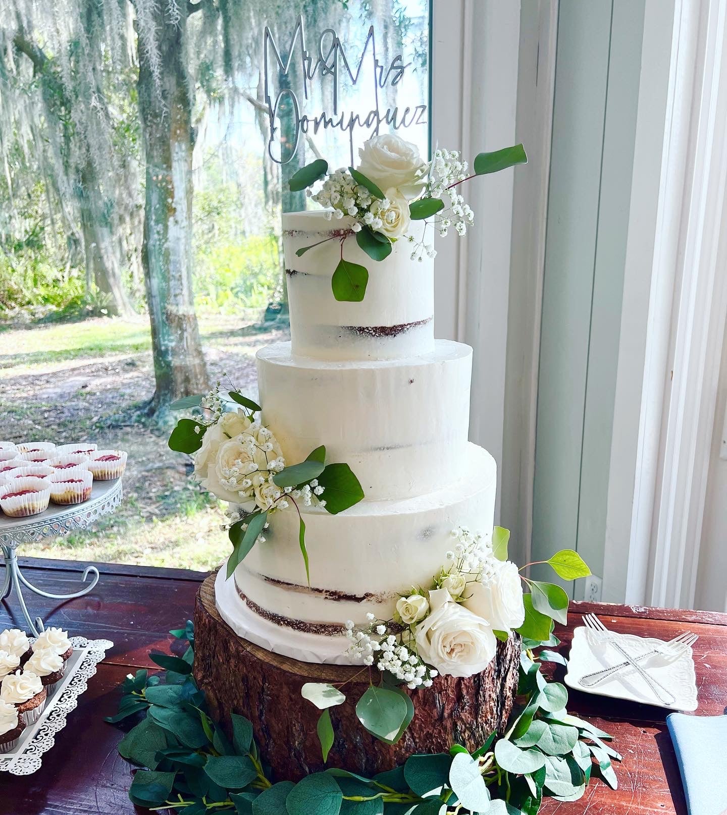 Naked wedding cake